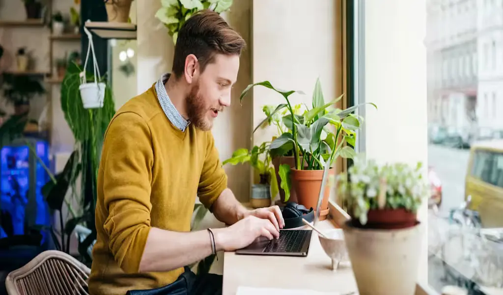 Turn Job Post Into Portfolio Project in 48 Hours (Free Templates)